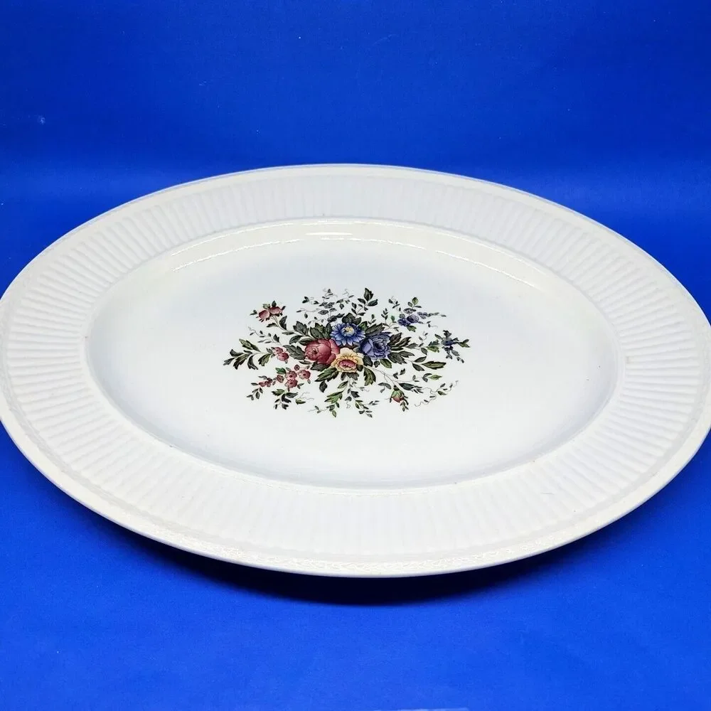Wedgwood EDME  Conway Oval Platter 15 3/4